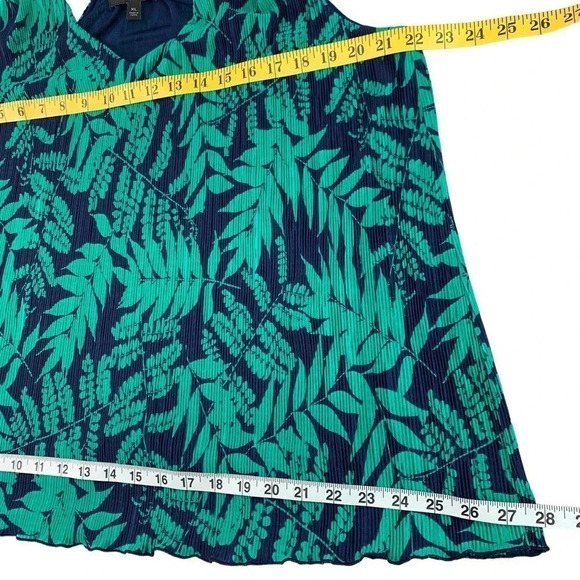 Banana Republic Pleated Racer Back Tank Tops Women Size XL Tropical Green Blue - Picture 11 of 15